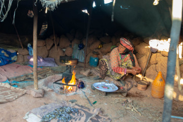Nomadic architecture in Africa-WDR2049
