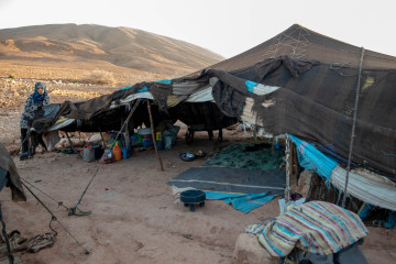 Nomadic architecture in Africa-WDR2084